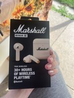 Originalverpakte Marshall Air pods Creme