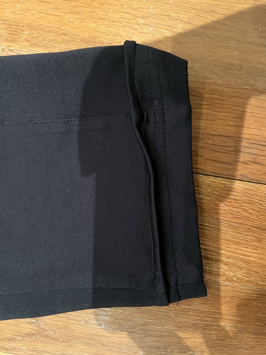 Nike Pantalons: NIKE Jogginghose schwarz – D'occasion à Ittigen par str_9dw5 3