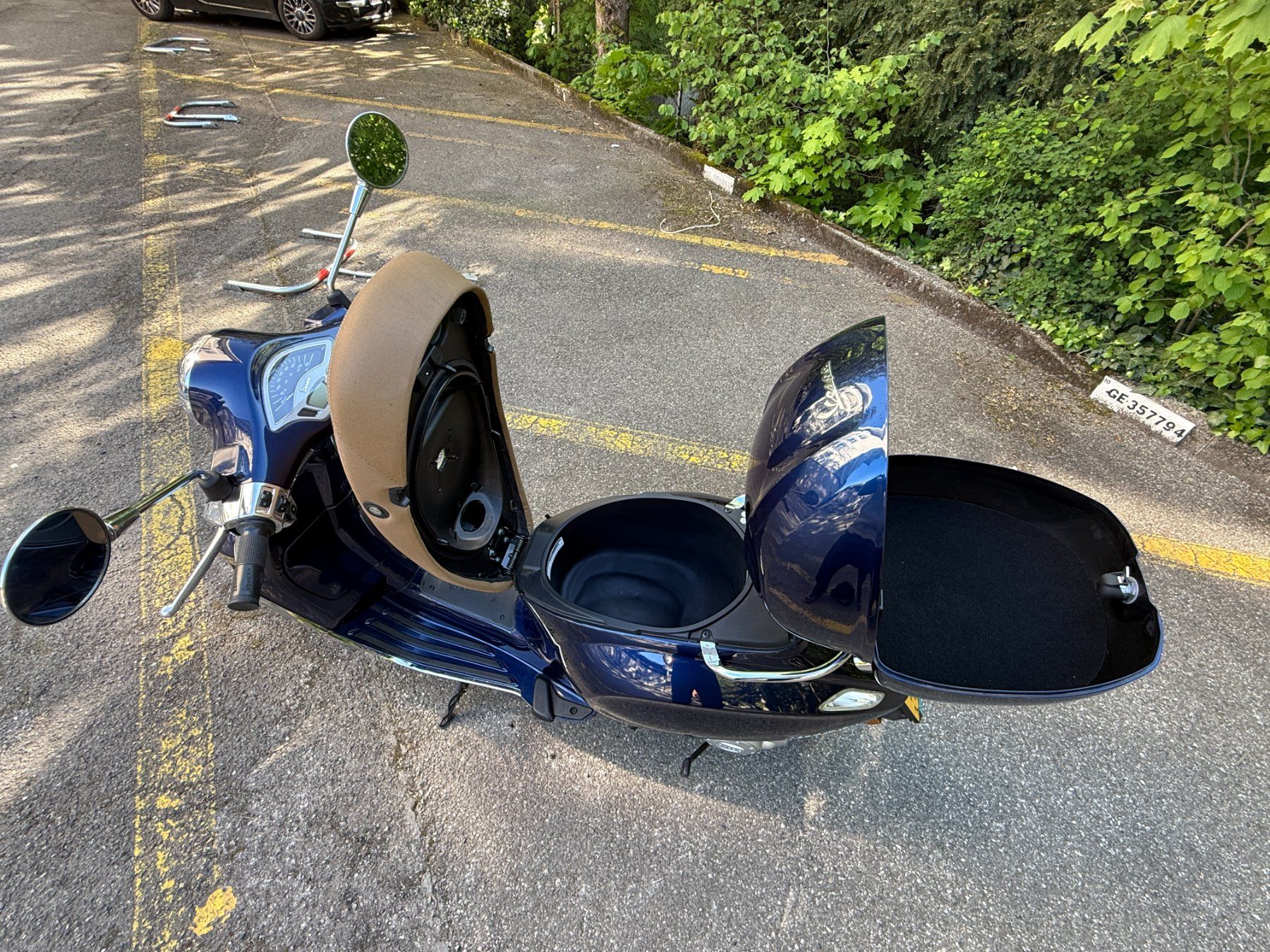 Vespa Scooter: Vespa Primavera 50cc 2023 – Nuovo (secondo la descrizione) da Genève venduto da zan_8xqz 3