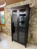 Vitrinen-Schrank dunkelbraun Glas-Türen guter Zustand