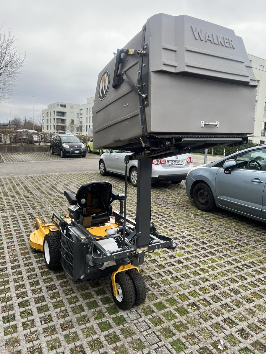 Rasenmäher: Walker i30 – Profi Aufsitzmäher – Gebraucht aus Grenchen von daj_d7l2 3
