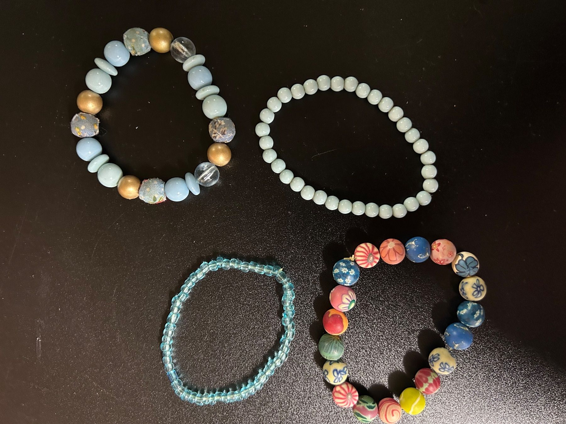 Bracciali & Braccialetti: 4 Armbänder Modeschmuck – Usato da Obergösgen venduto da Andre118