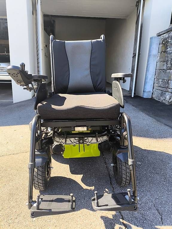 Rollstühle: Elektrischer Rollstuhl Invacare Kite – Gebraucht aus Birmensdorf ZH von B091358