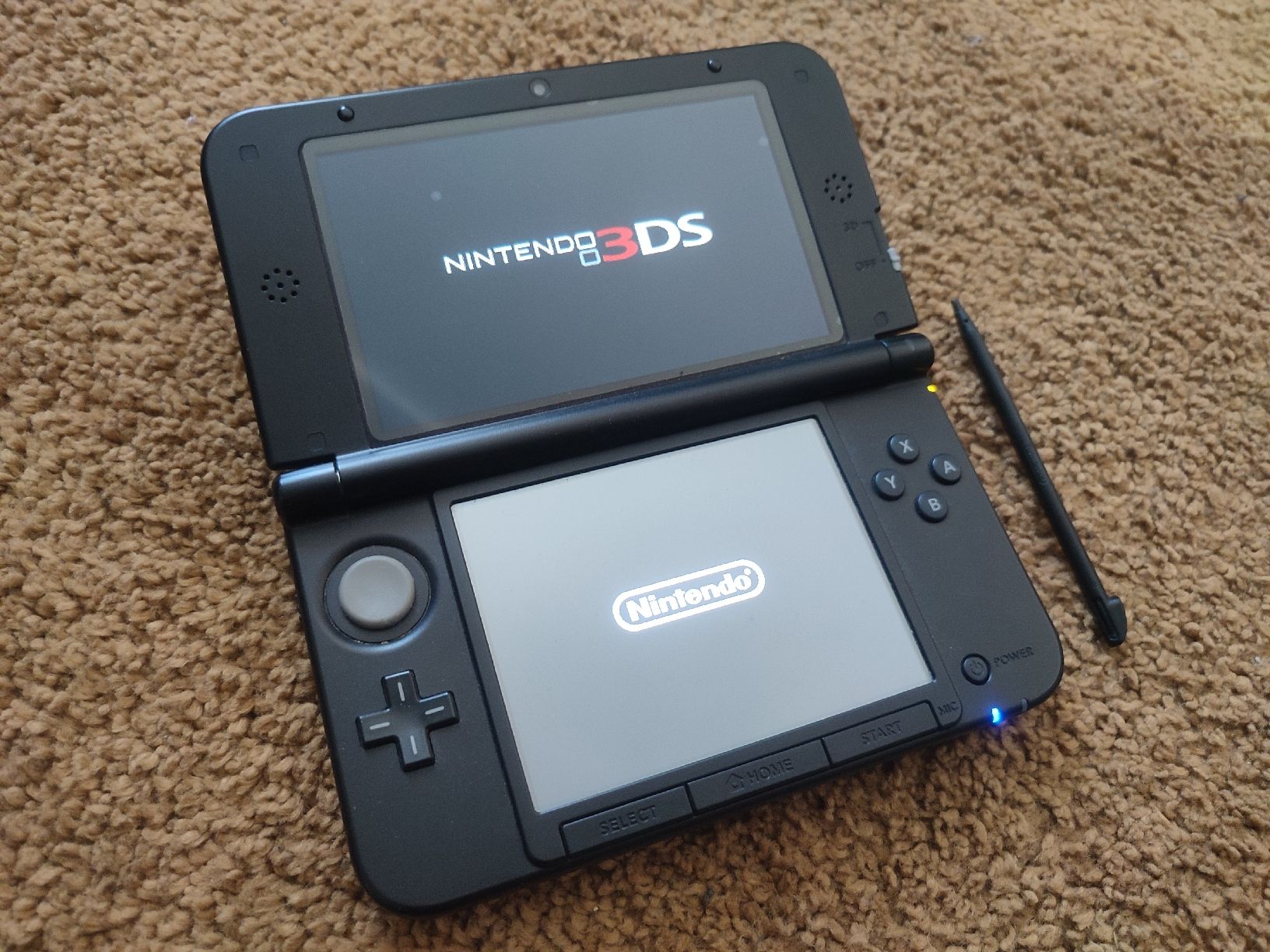 Nintendo Konsolen: Nintendo 3DS XL  – Gebraucht aus Seewen SO von Gearwolf 1