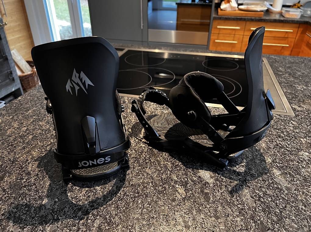 Fixations: Jones NOW Meteorite Snowboard Bindung small – D'occasion à Diemtigen par mey_jf8n 2
