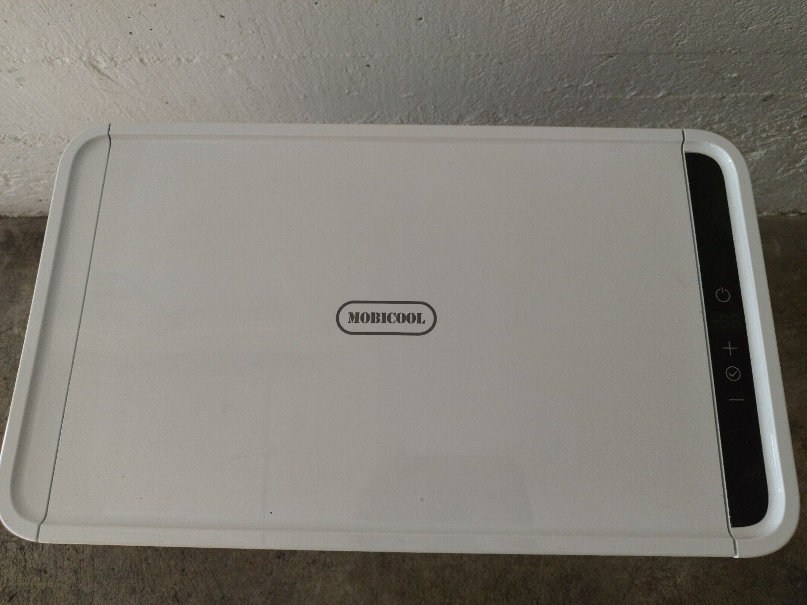 Mobicool Kühlschränke & Kühlen: Mobicool Kühlbox weiss gebraucht – Gebraucht aus Frauenfeld von mik_8hw7 3