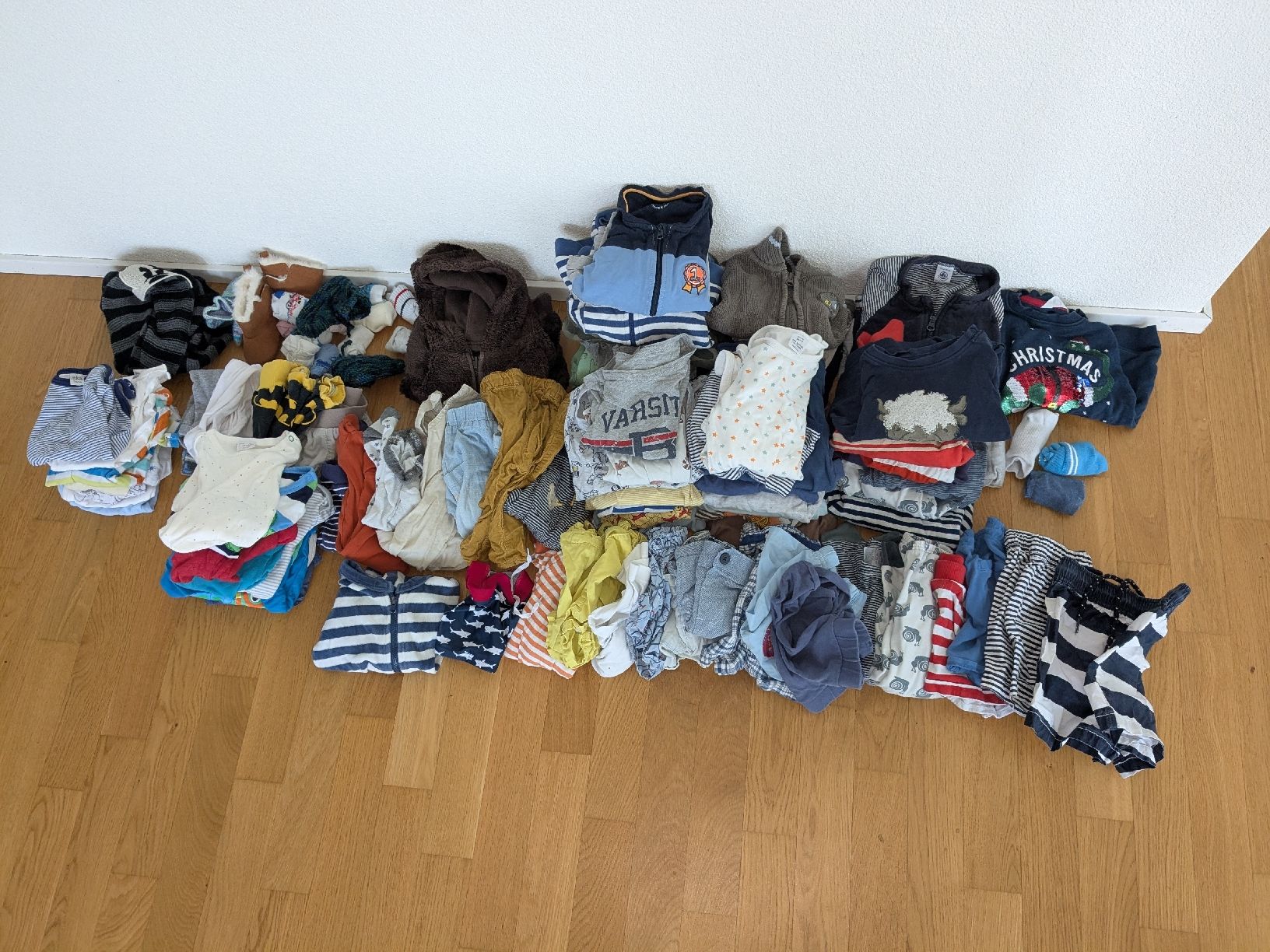 Lotti & Set di vestiti: Kinderkleiderset 50er bis 80er – Usato da Bern venduto da AnnaCR
