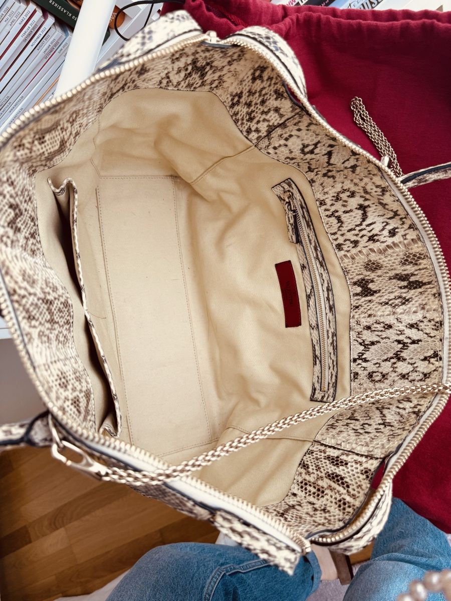 Valentino Sacs femmes: Valentino Garavani Python Tasche beige/schwarz neuwertig – D'occasion à Meggen par con_5djh 2