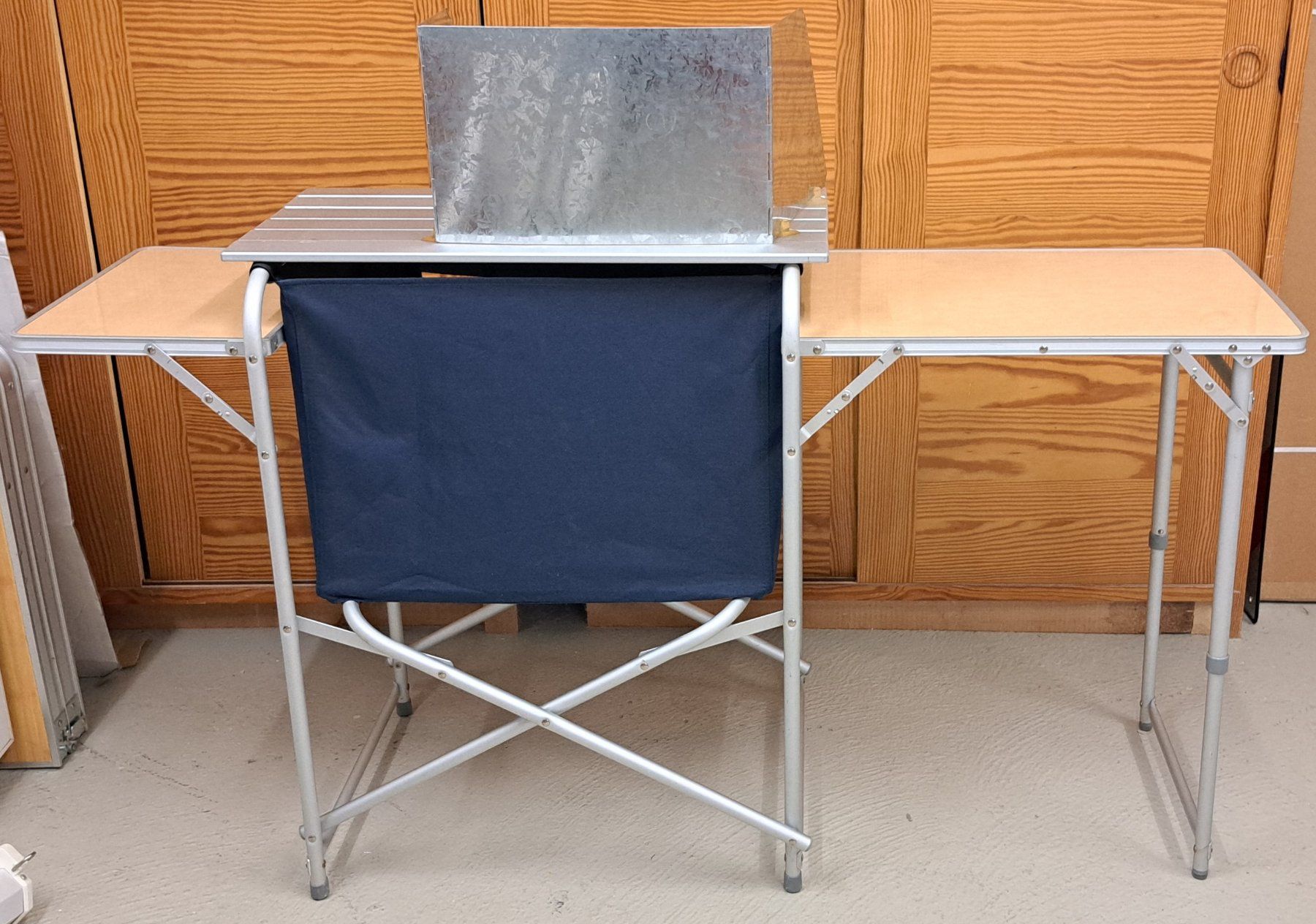 Komplettküchen: Camping Küchentisch faltbar mit Windschutz – Gebraucht aus Seuzach von poccolino 5