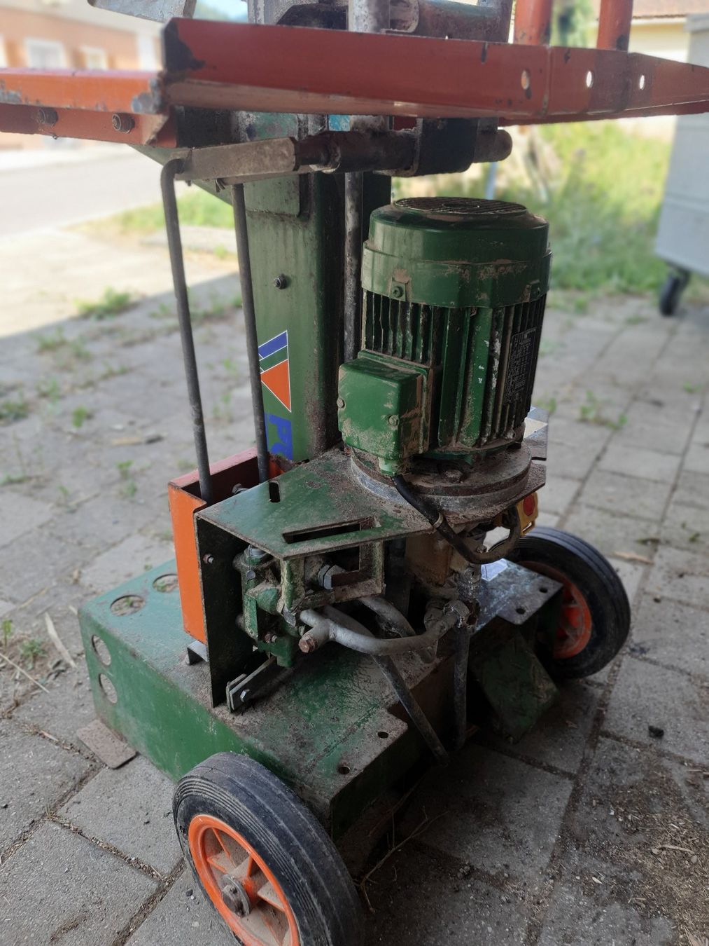 Posch Toutes les machines: Holzspalter hydraulisch – D'occasion à Bäretswil par Kiepenkerl 3