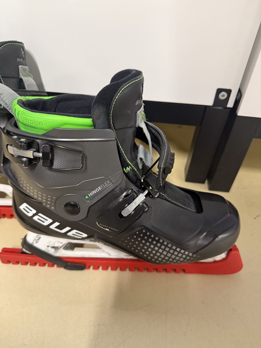Bauer Pattini da ghiaccio: Bauer Konekt Goalieschlittschuh – Usato da Pfyn venduto da thi_rs87 1