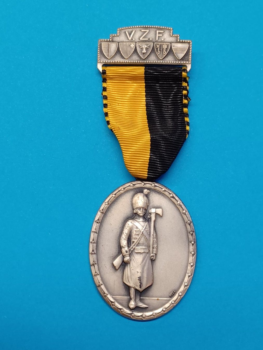 Medaglie: Sapeur - Soldat  (K33) – Usato da Schwanden GL venduto da Suvorov 2