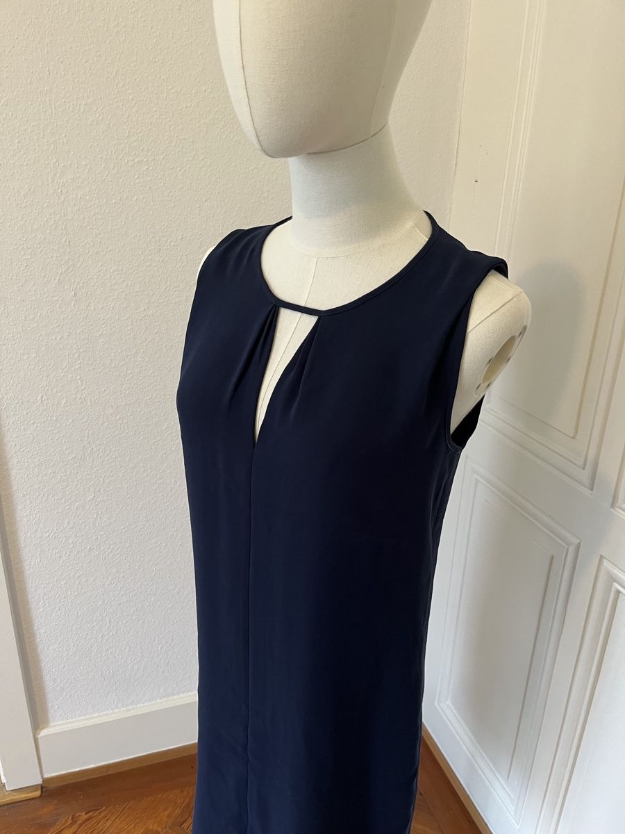 Massimo Dutti Vestiti: Massimo Dutti Navy Blue Dress, Size 36 – Usato da Genève venduto da nba_l98n 1