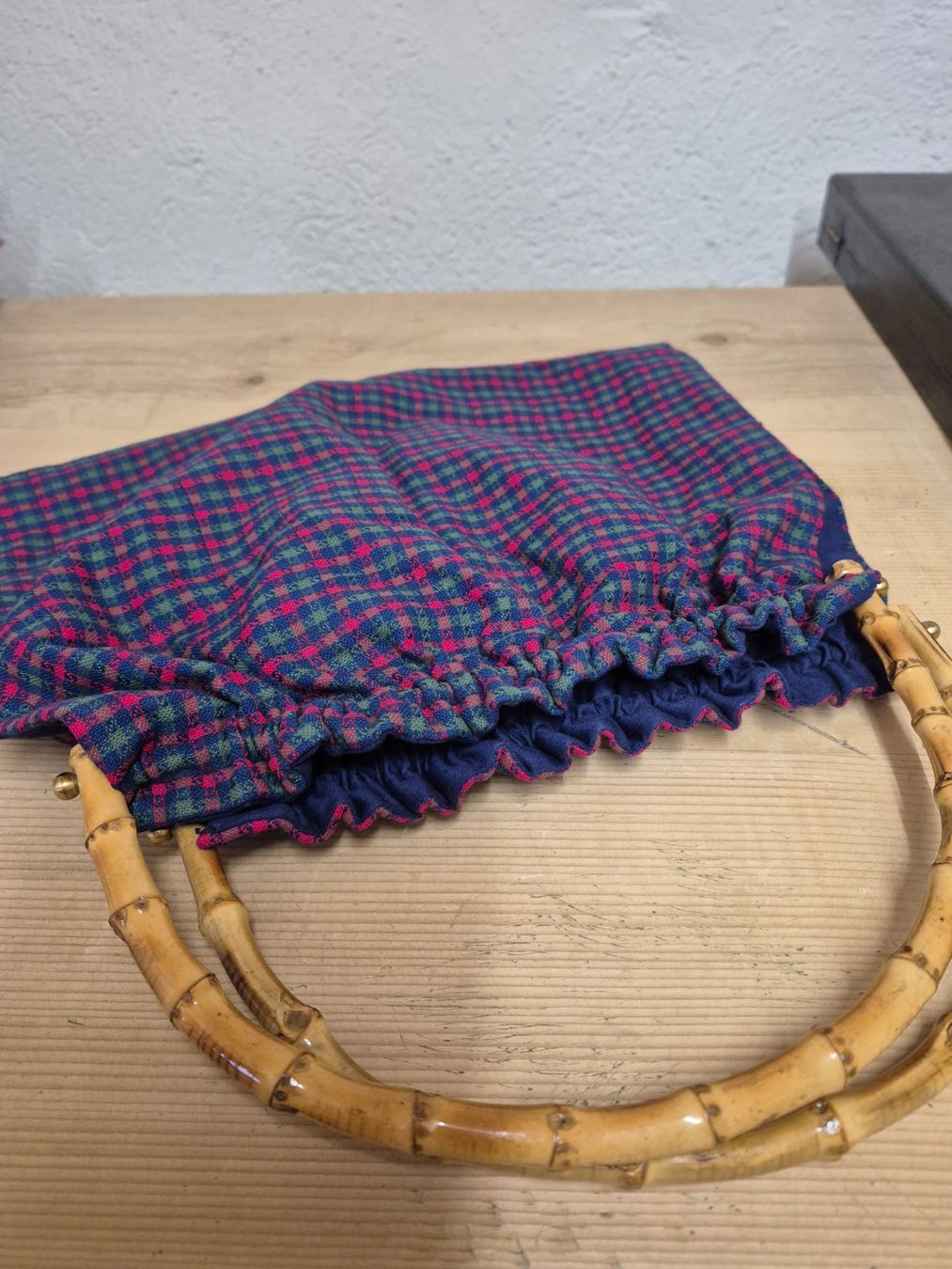 Borse da donna: Handarbeits Stricktasche – Usato da Sta. Maria V. M. venduto da han_fz8r 1