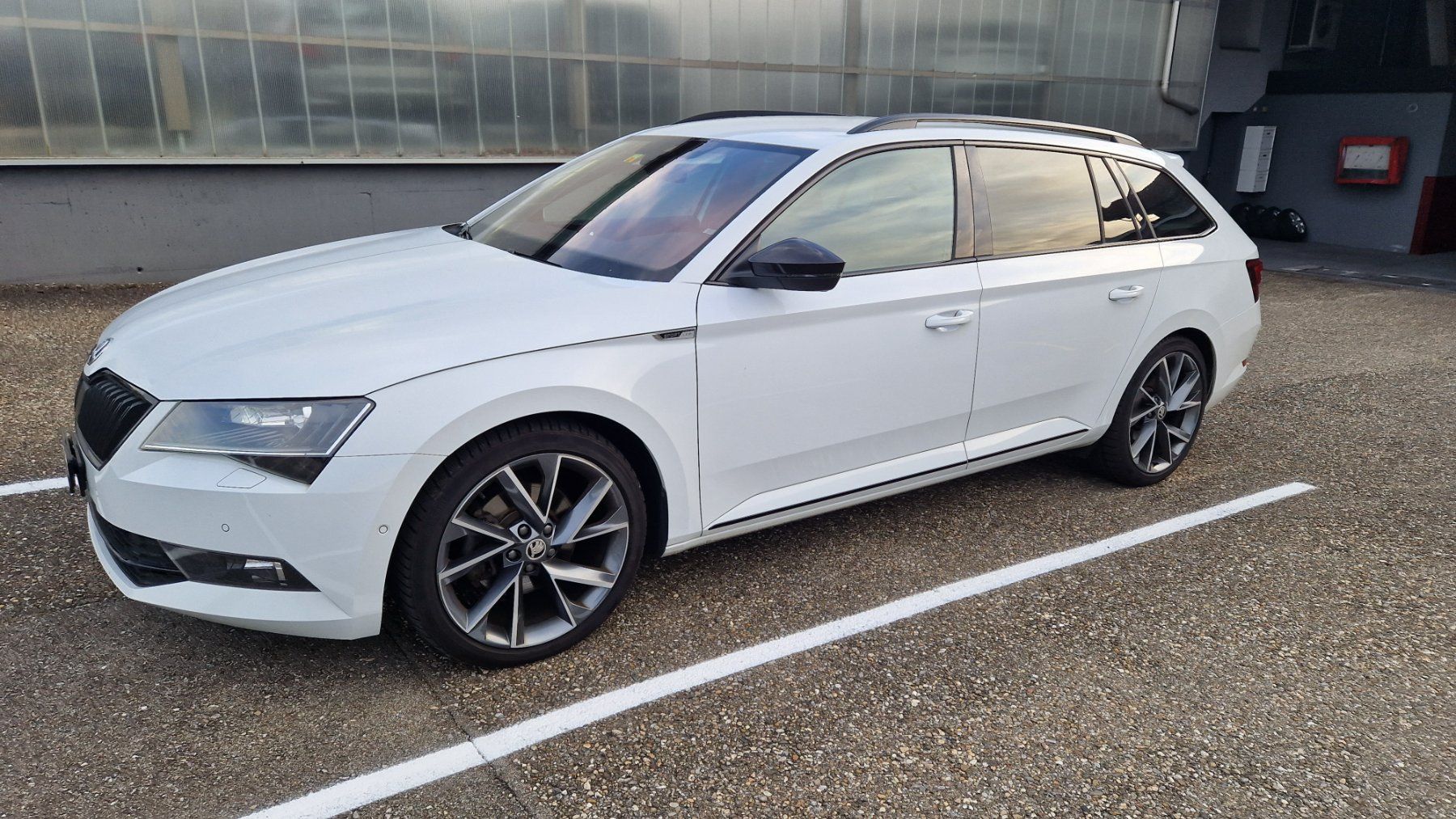 Skoda Automobili: Skoda Superb 4x4 TDI – Usato da Rothrist venduto da Bluangel0 1