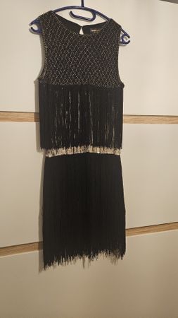 Elegantes Gatsby Kleid mit Fransen & Accessoires 