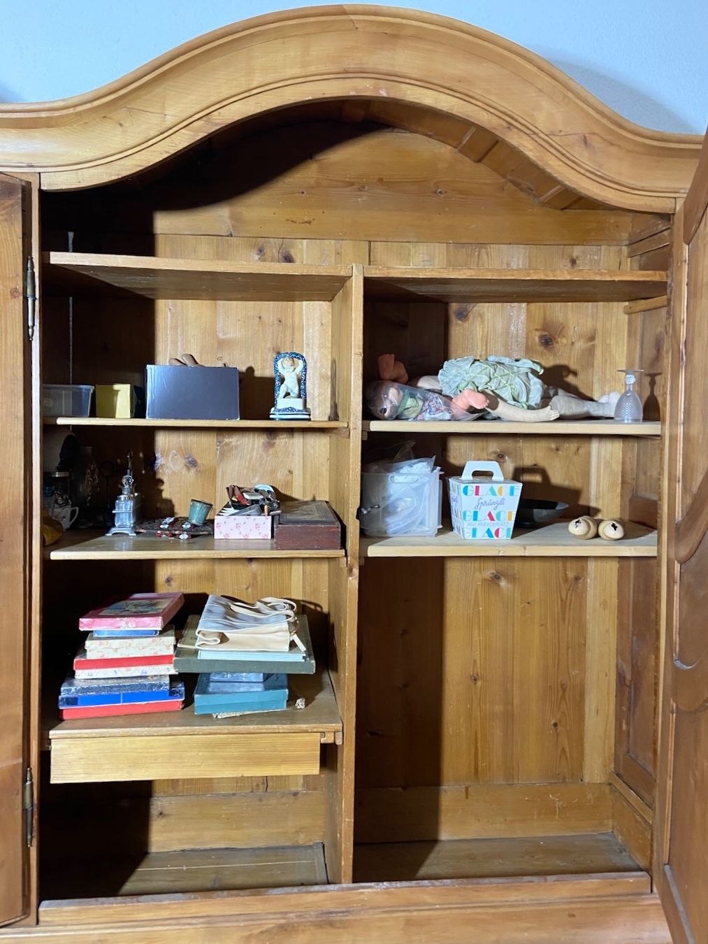 Schränke: |•|  Barockschrank 18. Jahrhundert – Gebraucht aus Schlieren von Freundlich02 7