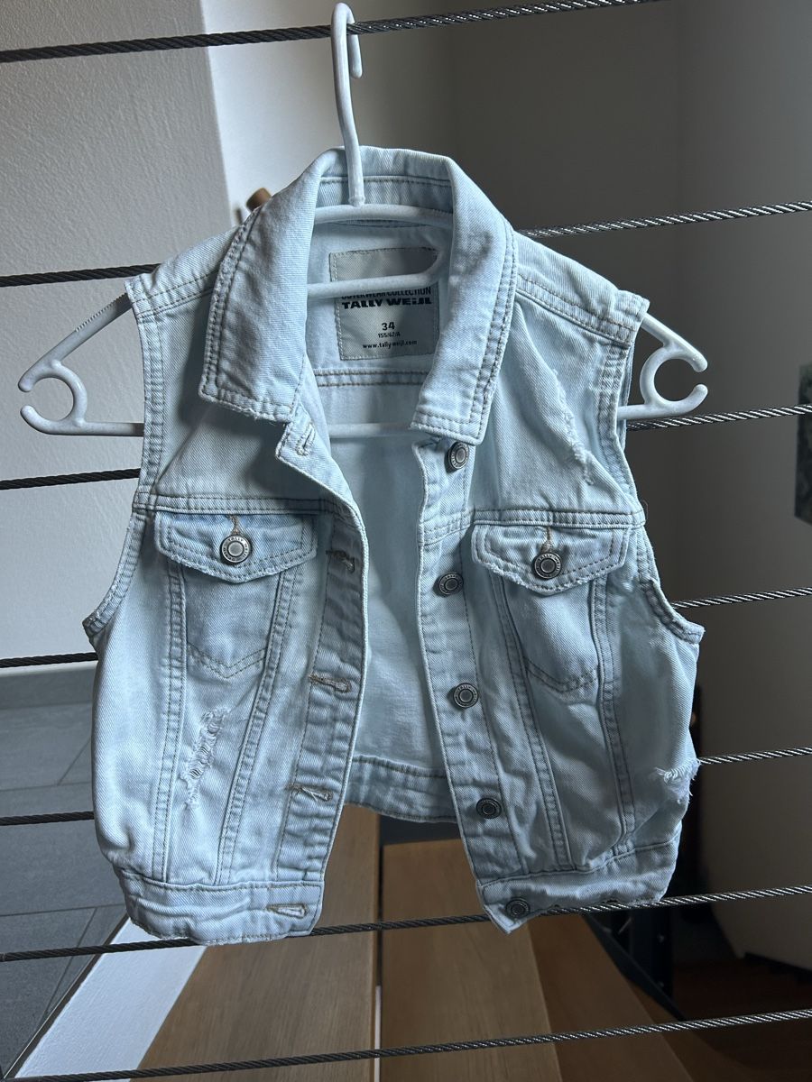 Gilet & Giacche senza maniche: Gilet di jeans - Taglia 34 – Usato da Vicosoprano venduto da kik_hb7f