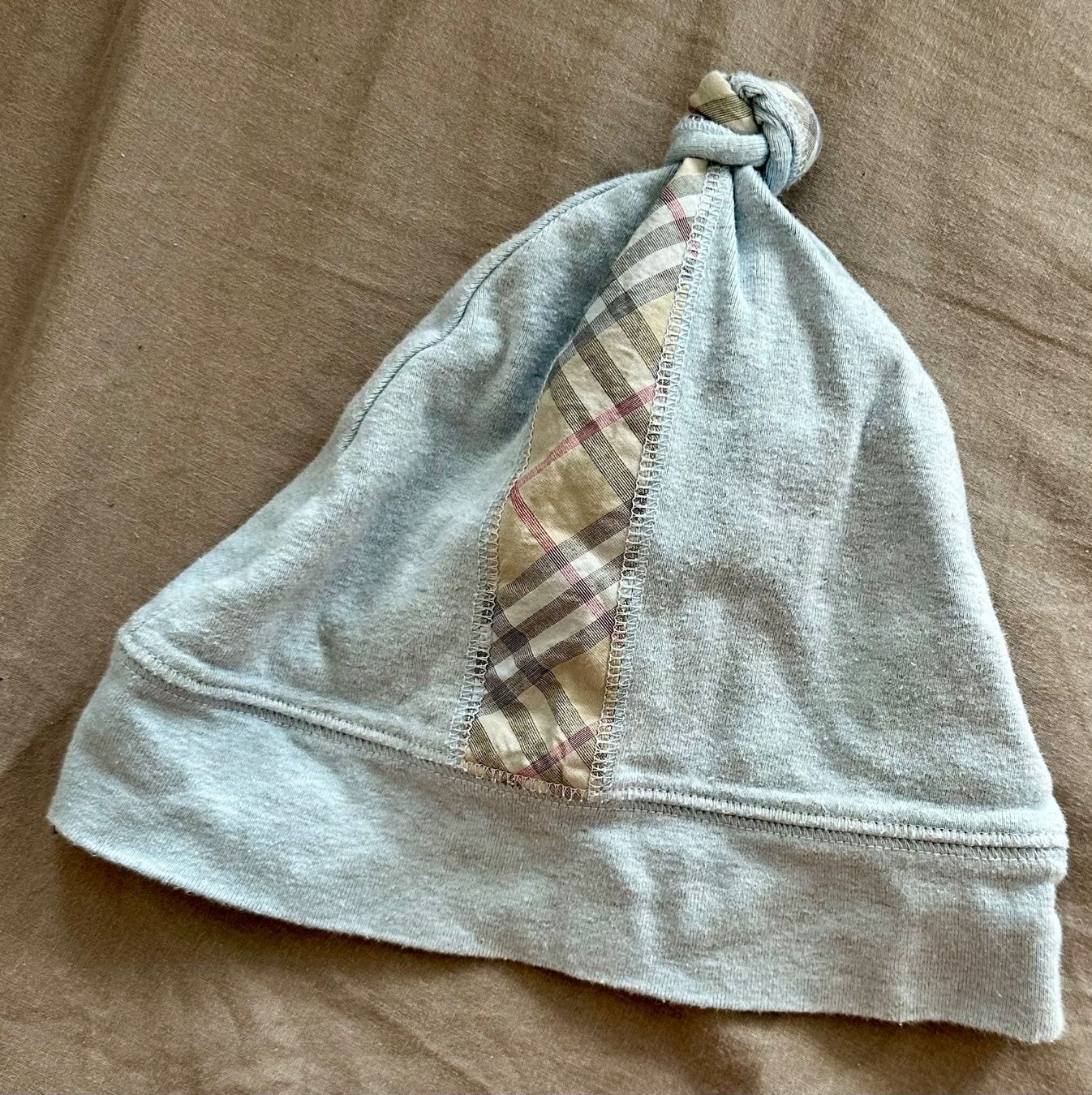 Burberry Sonstige Kleidung & Accessoires: Burberry Cappe – Gebraucht aus Dürrenroth von tvy_bh56