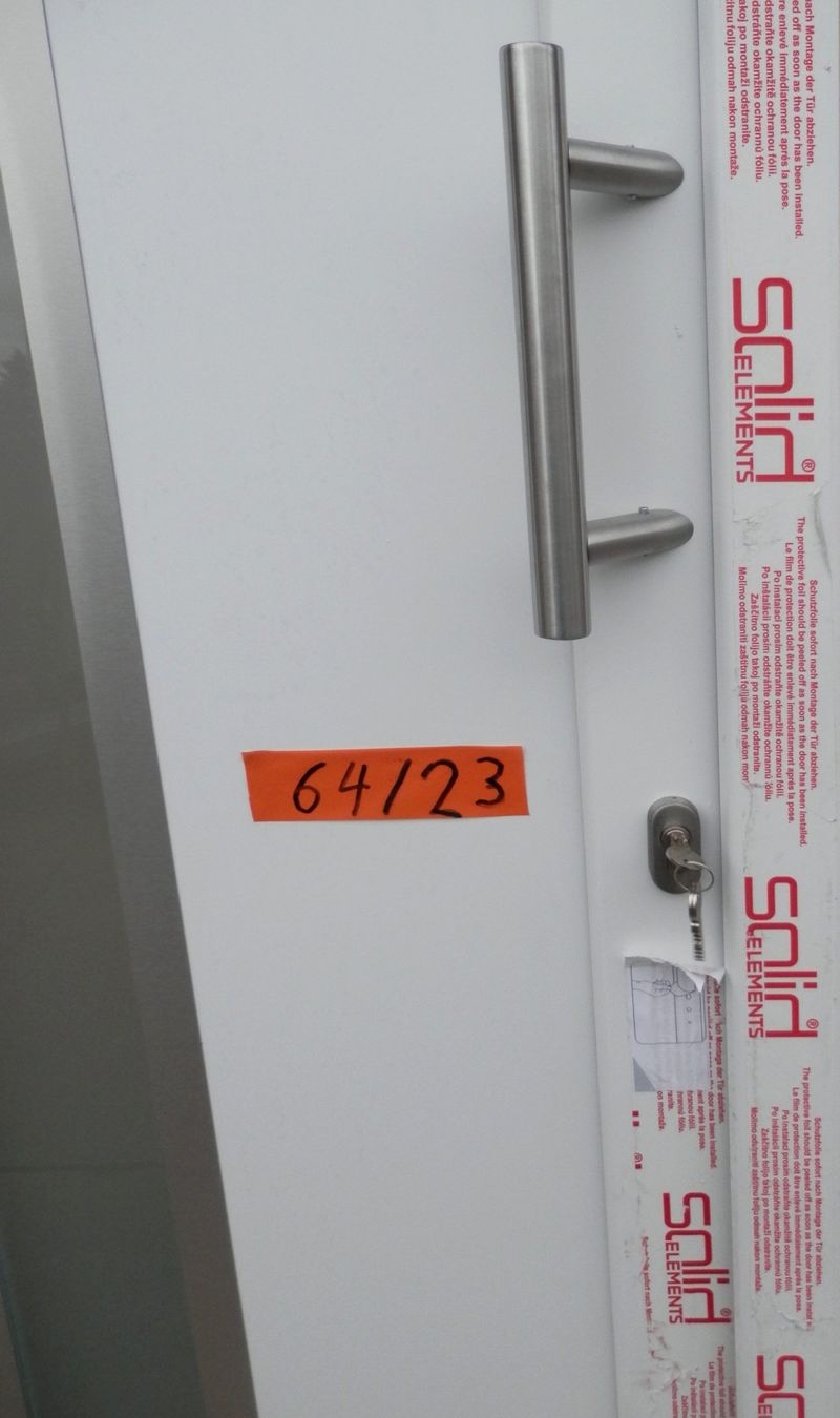 Porte: EINGANGSTÜRE, KUNSTSTOFF 64/23 – Nuovo (secondo la descrizione) da Müllheim Dorf venduto da Feuer6 1