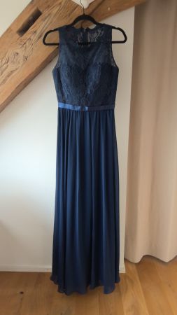 Abendkleid dunkelblau mit Spitze ärmellos