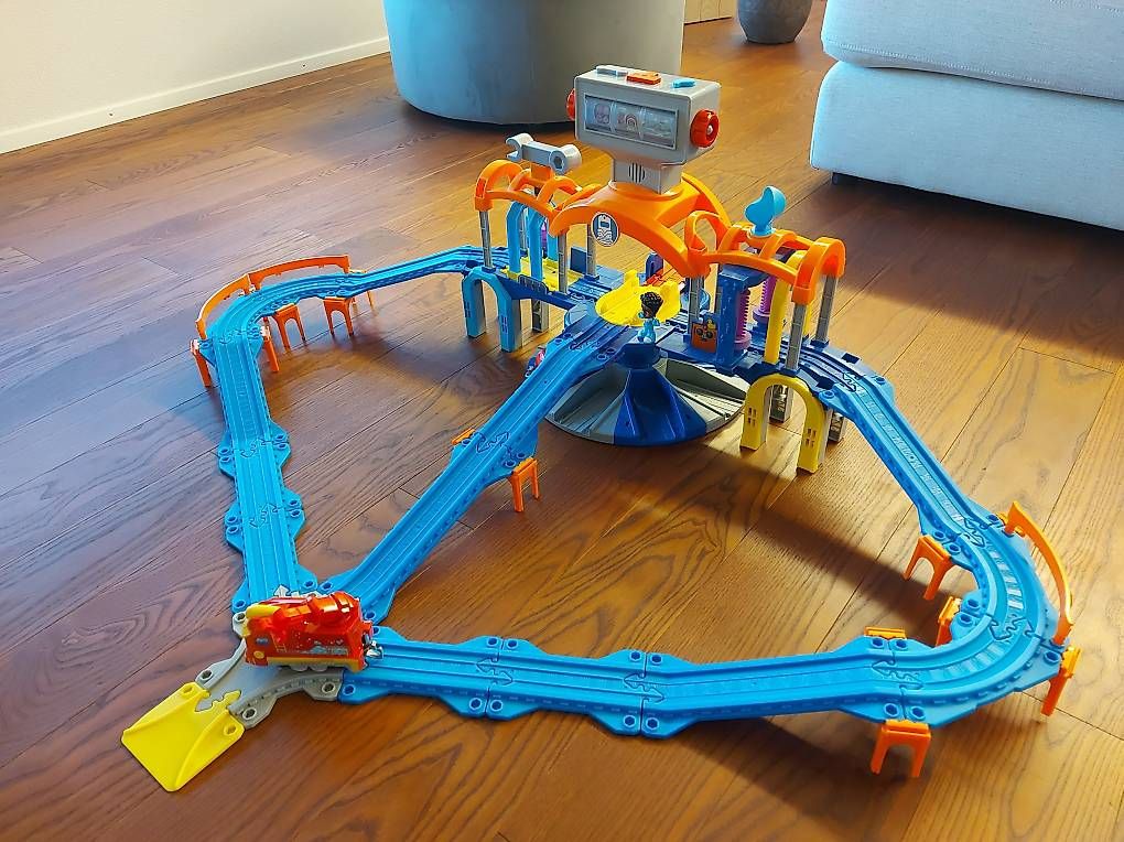 Giocattoli: Mighty Express Station – Usato da Wiezikon b. Sirnach venduto da Curi7