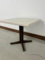 Quadratischer Tisch Konferenztisch Bürotisch Küchentisch
