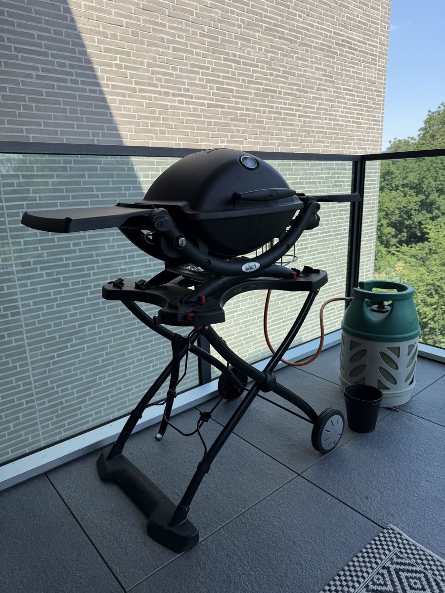 Griglie: Weber Grill Q 1200 mit Untergestell – Usato da Zürich venduto da finbesti