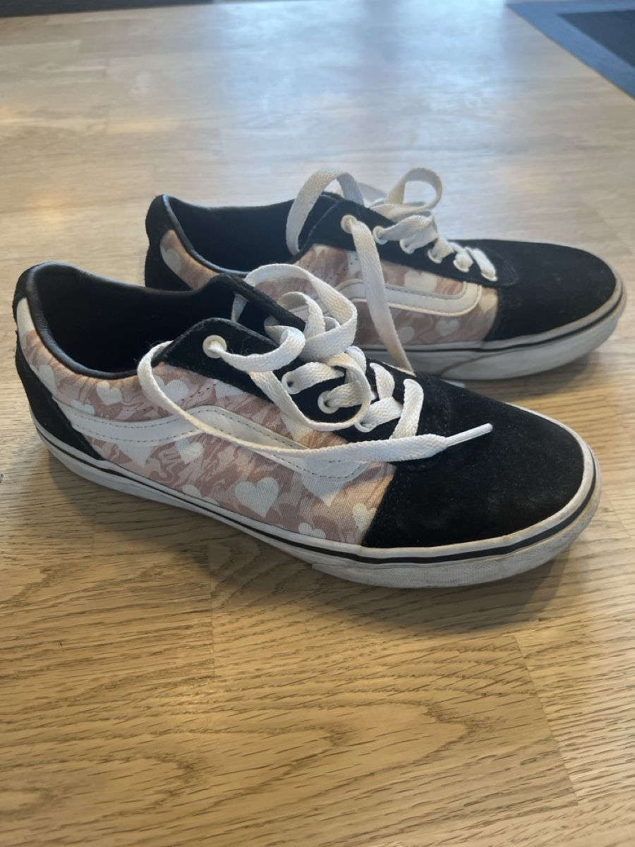 Vans Scarpe per ragazze: Vans Ward Deluxe Sneaker, Grösse 34 – Usato da Münchwilen TG venduto da Kaira0811