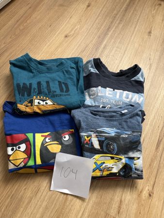 Junge Kleiderpaket Pullover 104