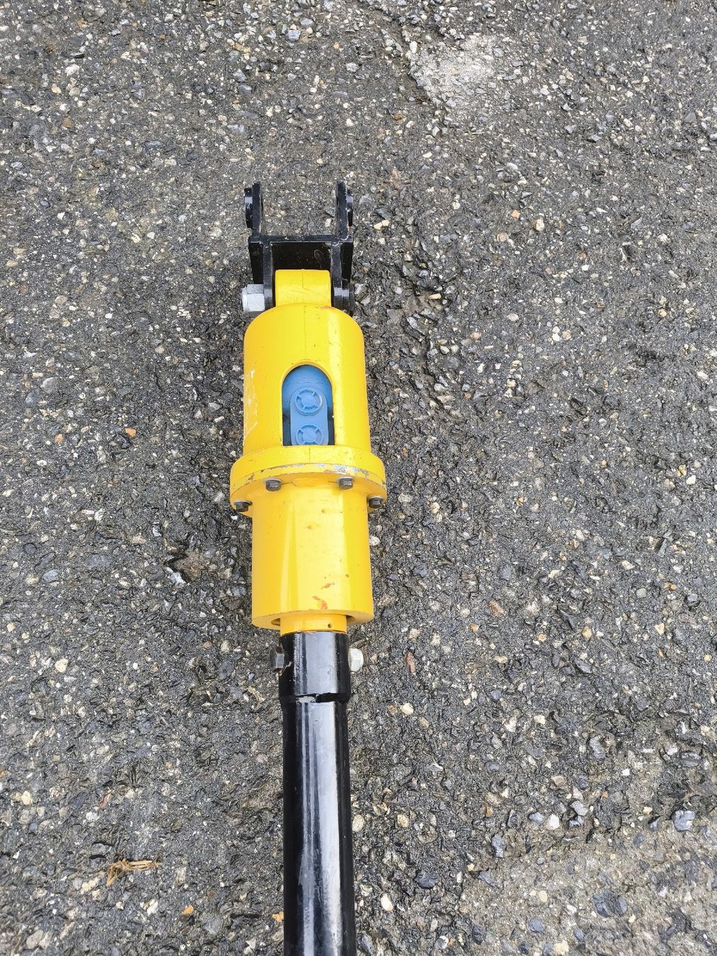 Alle Maschinen: Erdbohrer Hydraulisch Neu mit Bohrer 20cm – Neu (gemäss Beschreibung) aus Geiss von Fiatagri_power 2