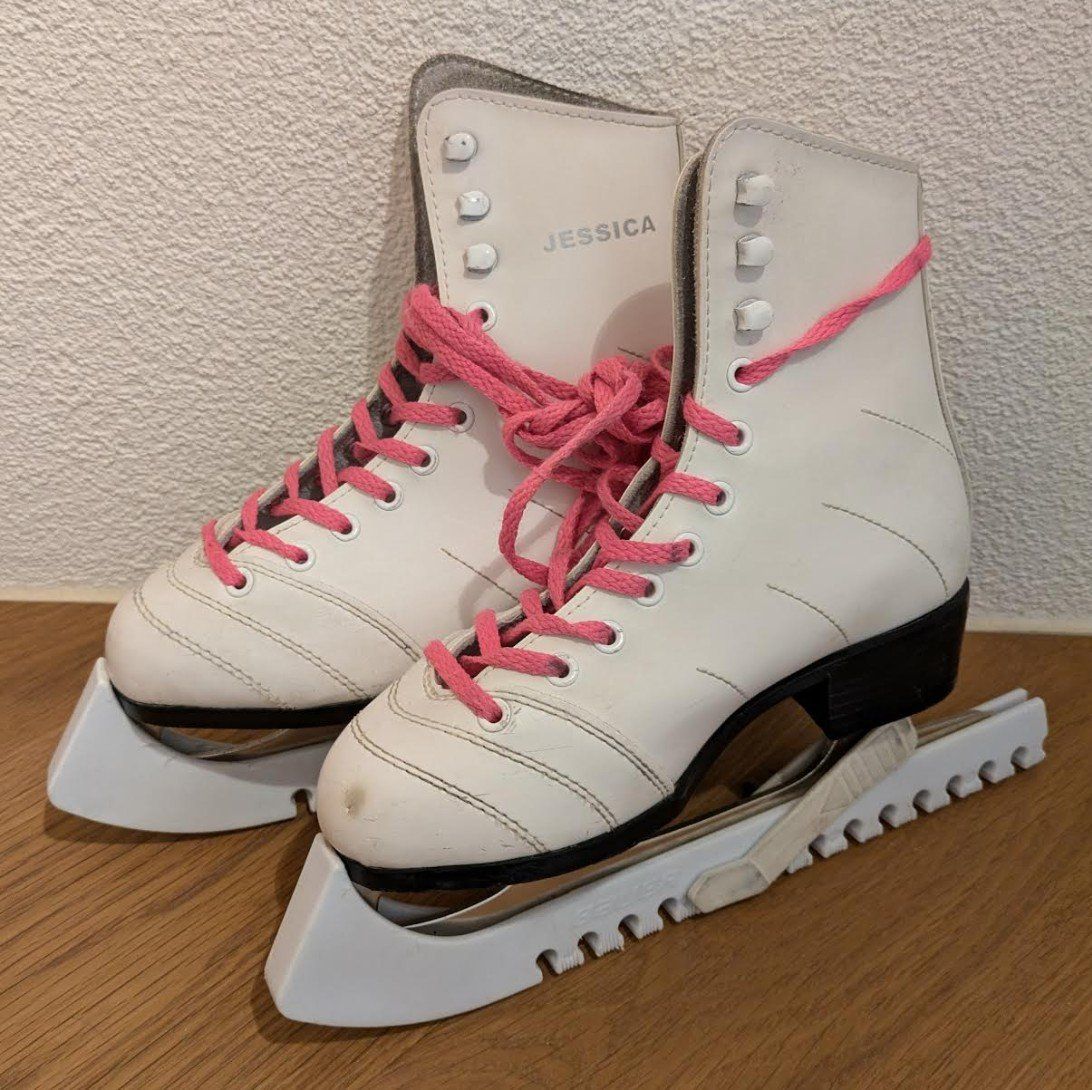 Pattini da ghiaccio: Schlittschuhe .. Mädchen .. 32 – Usato da Inwil venduto da Bono4