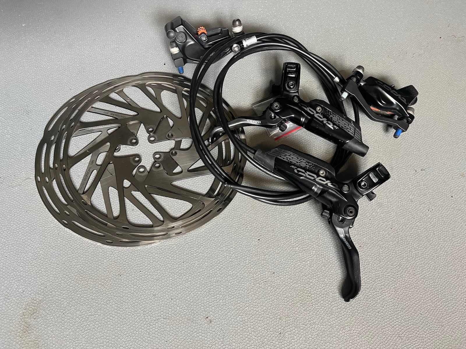 Pezzi di ricambio: Sram Code RS V/H Set – Usato da Massongex venduto da thn311