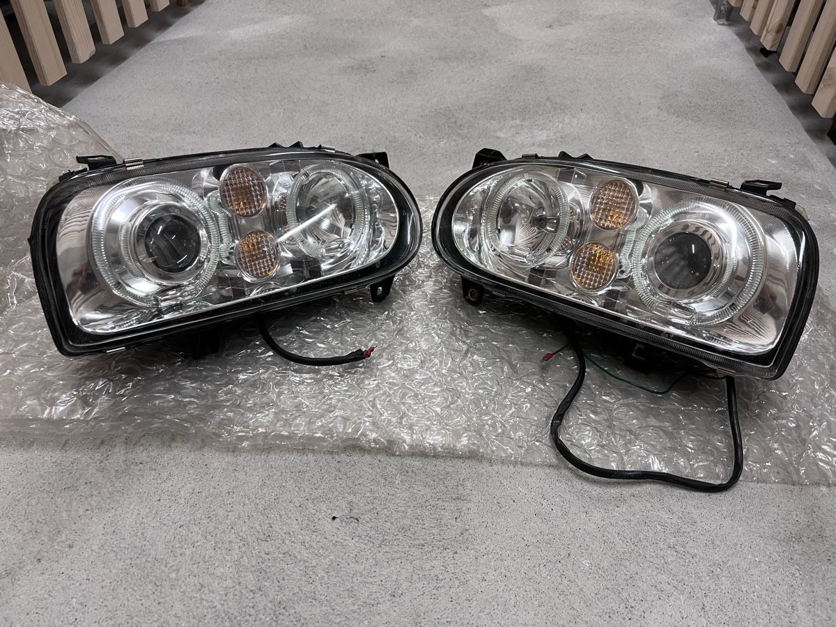 VW Alle Autoersatzteile: Scheinwerfer Set / Leuchten VW Golf 3 – Gebraucht aus Steffisburg von lovelyunique