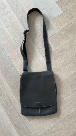 Schultertasche gebraucht