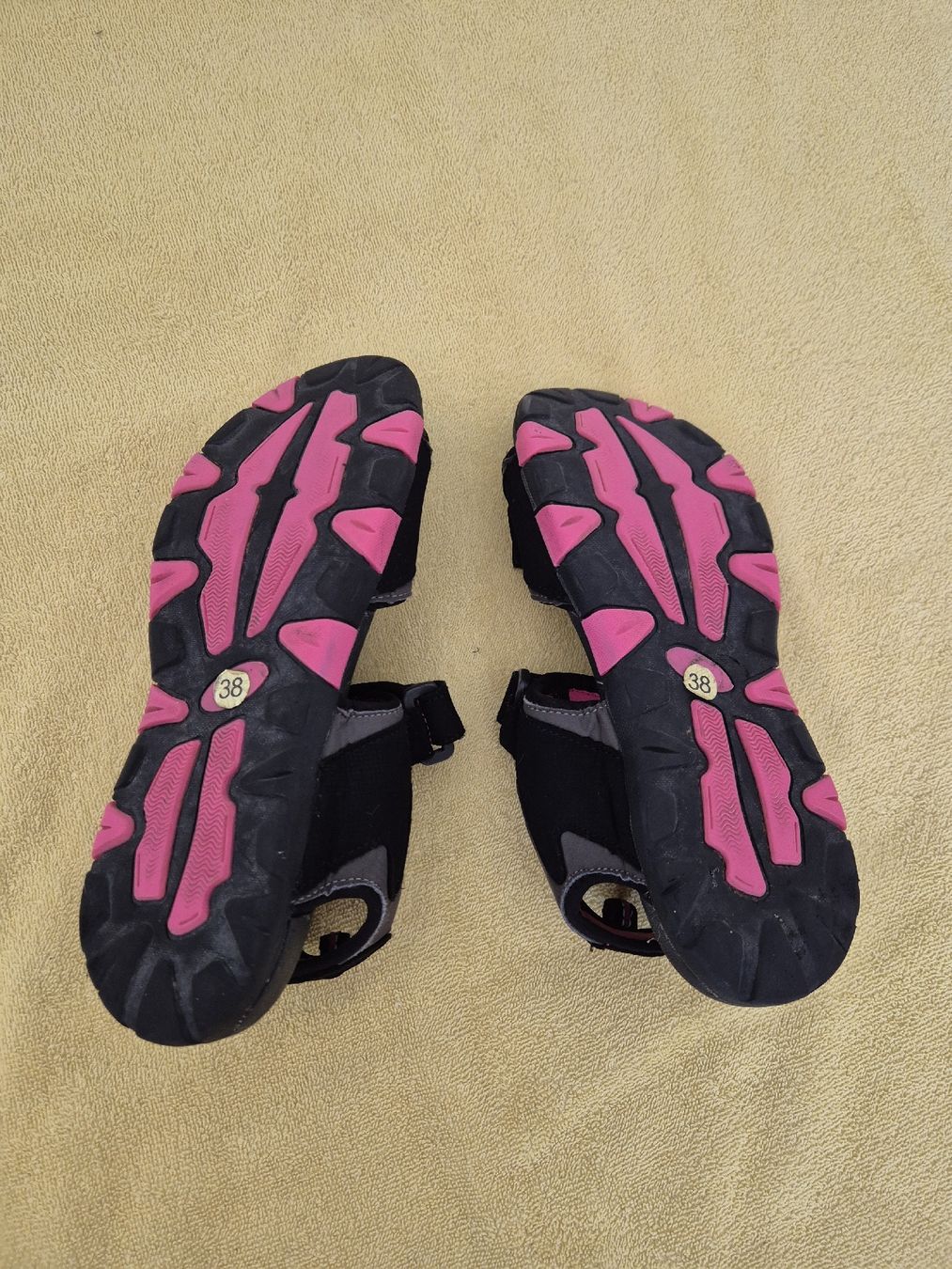 Scarpe da donna: Sandalen – Usato da Hörhausen venduto da Nuage81 3