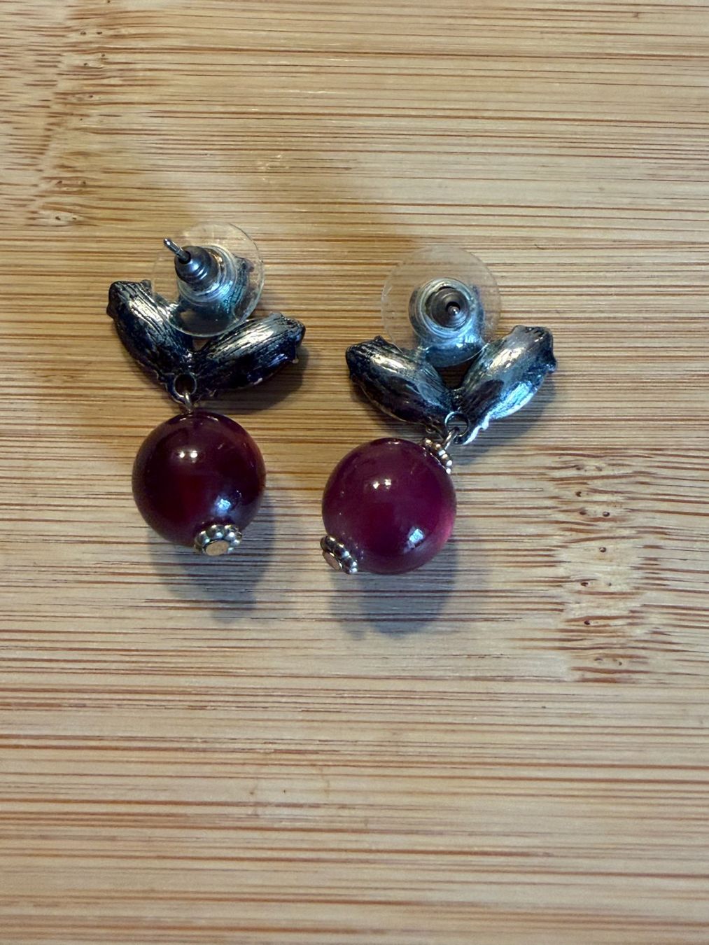 Orecchini pendenti & Orecchini a lobo: Modeschmuck - Ohrringe mit roter Perle und Glassteinen – Usato da Basel venduto da zukk_ 1