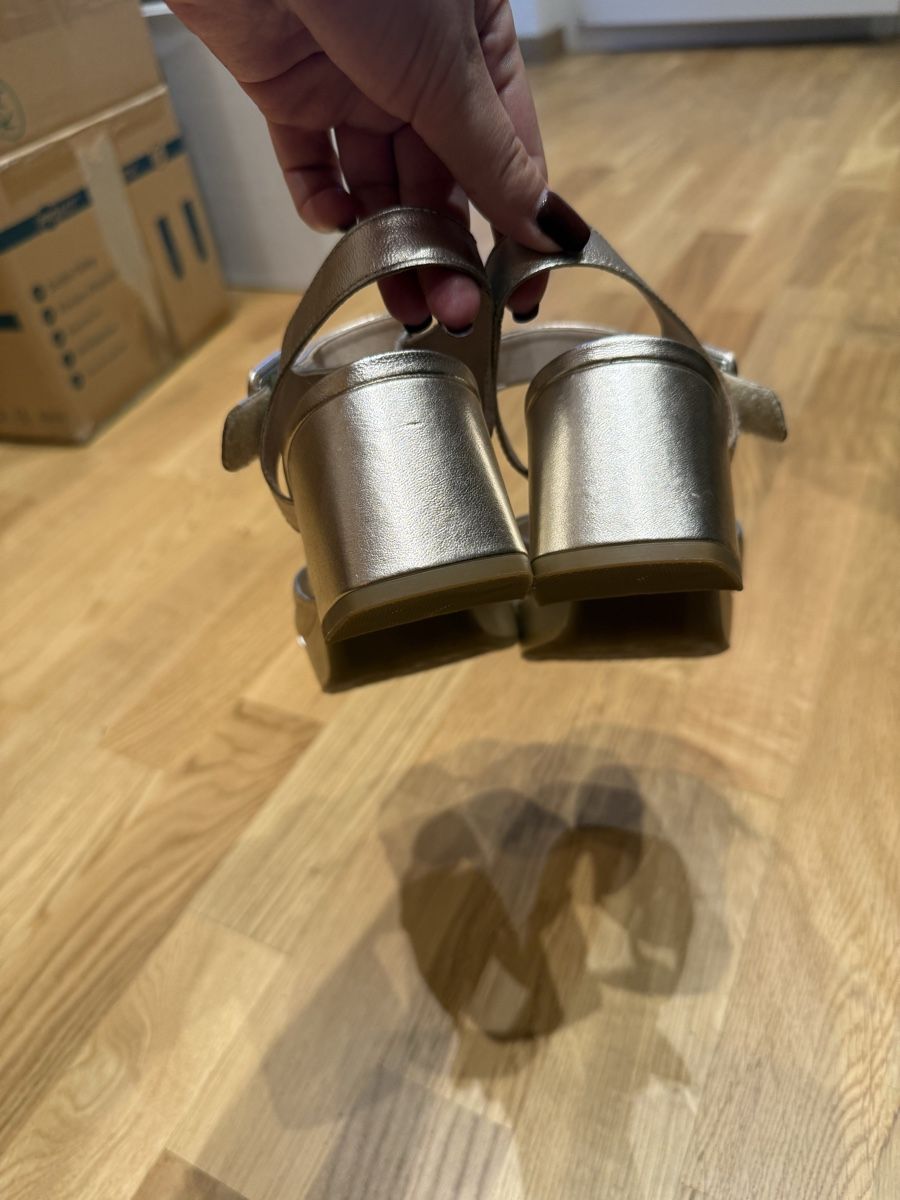 Gabor Damenschuhe: Neu Schuhe von Gabor  – Neu (gemäss Beschreibung) aus Steffisburg von nik_8m2z 2