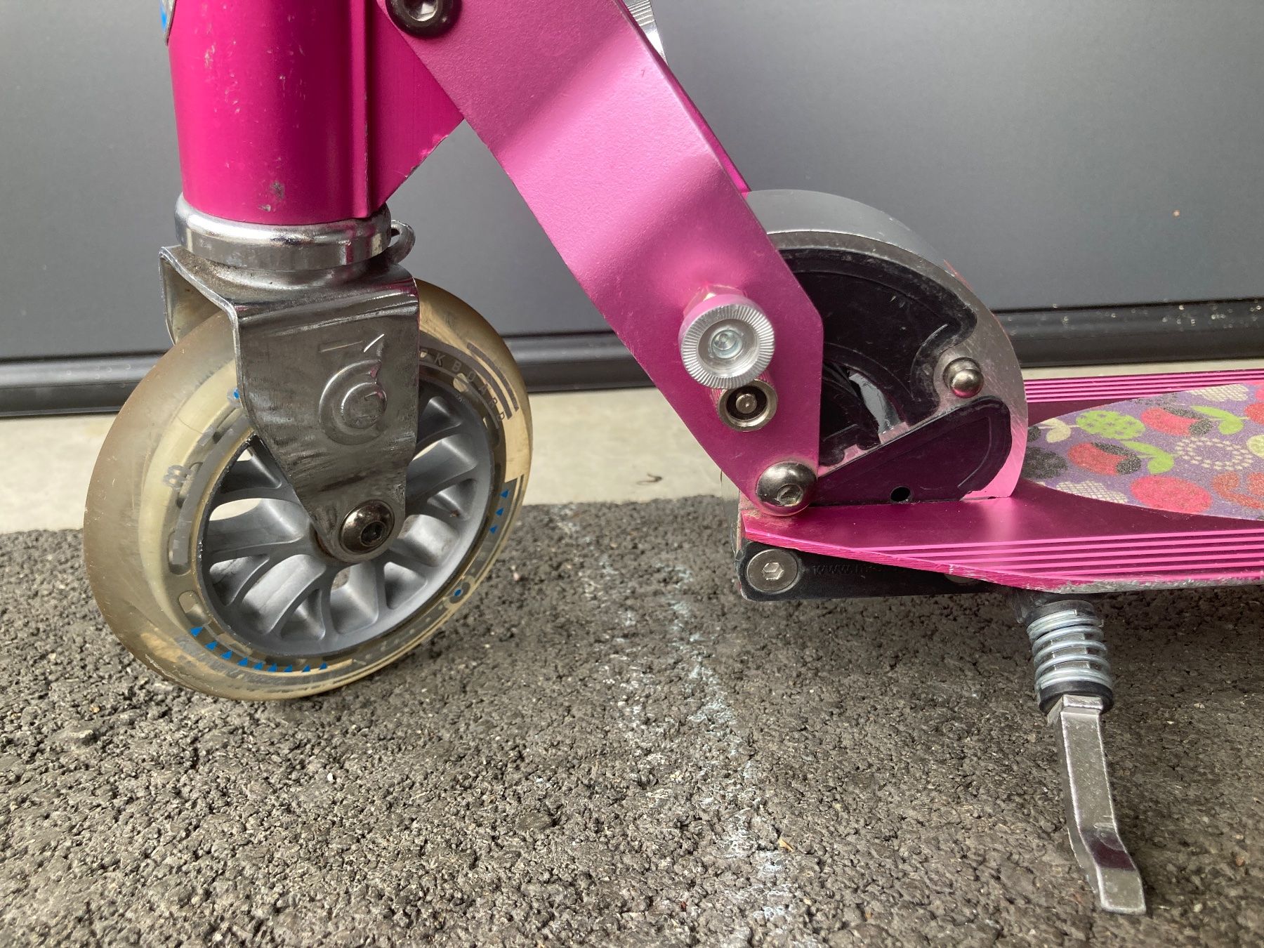 Micro Kickboard: Micro Scooter, Kinderroller/Kickboard – Usato da Widnau venduto da VinylDeal 4