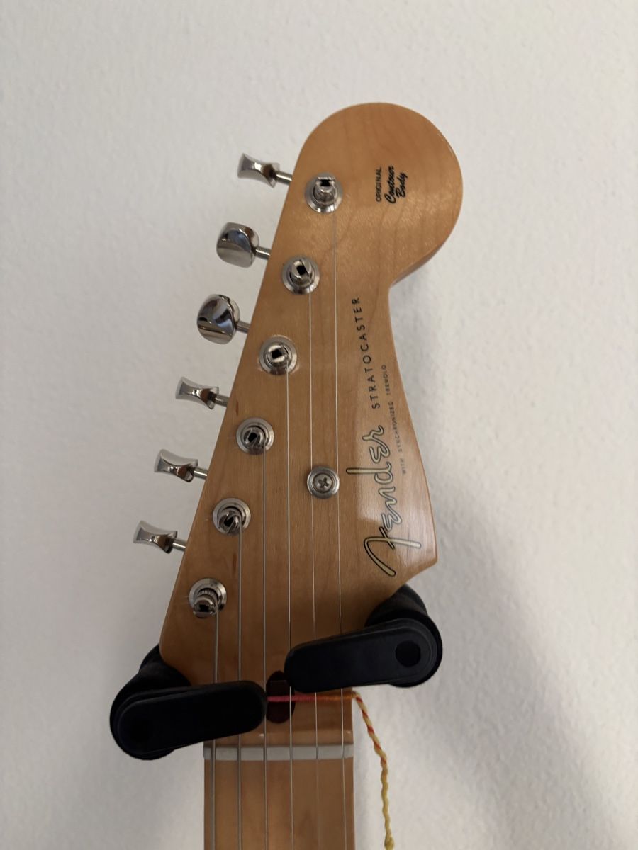 Fender Strumenti musicali: Fender Ed O'Brien Sustainer Stratocaster, Olympic White – Nuovo (secondo la descrizione) da Visp venduto da Toro6 4