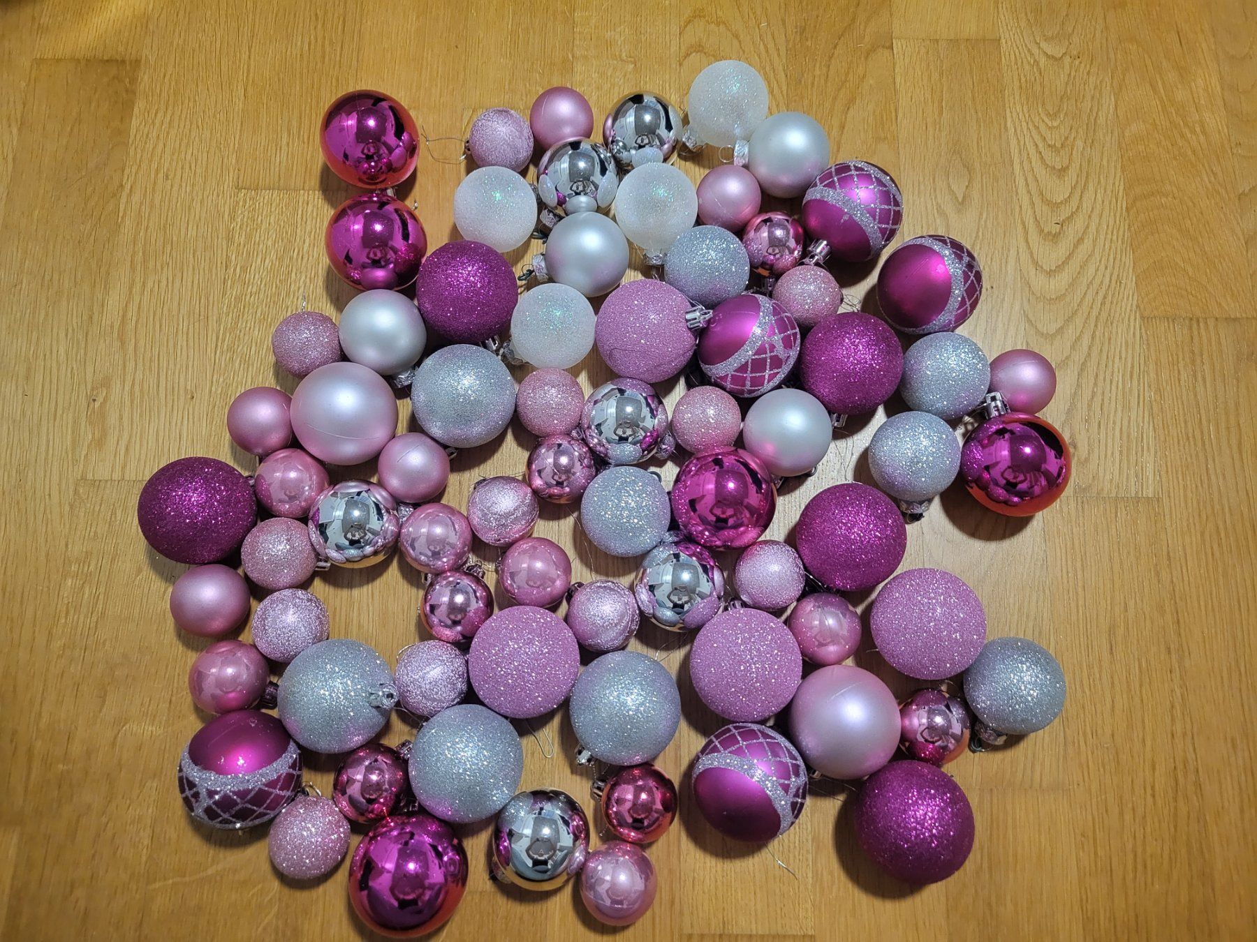 Tutte le decorazioni: Weihnachtsbaumschmuck – Usato da Thusis venduto da Vivi_88