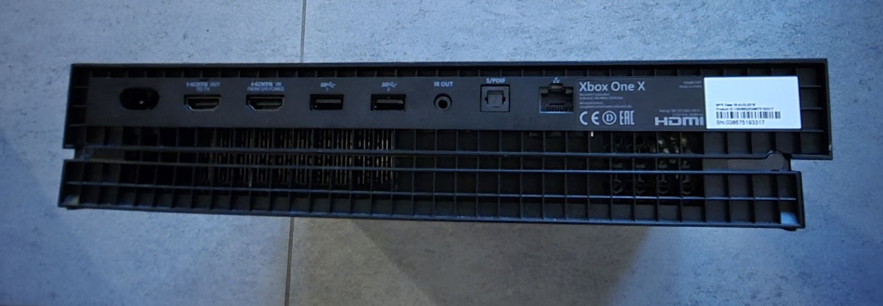 Microsoft Konsolen: Xbox one X  – Gebraucht aus Châtel-St-Denis von gui_y95w 1