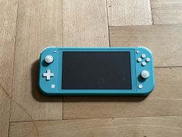 Nintendo Switch Light blau