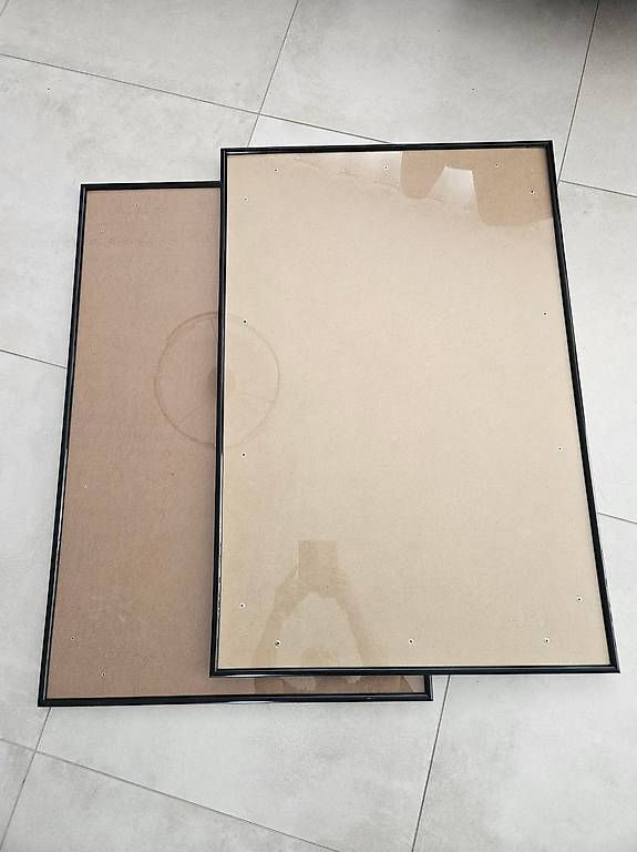 Cornici: 2 grands cadres avec verre, 60x90 cm – Usato da Conthey venduto da hei_tg2p