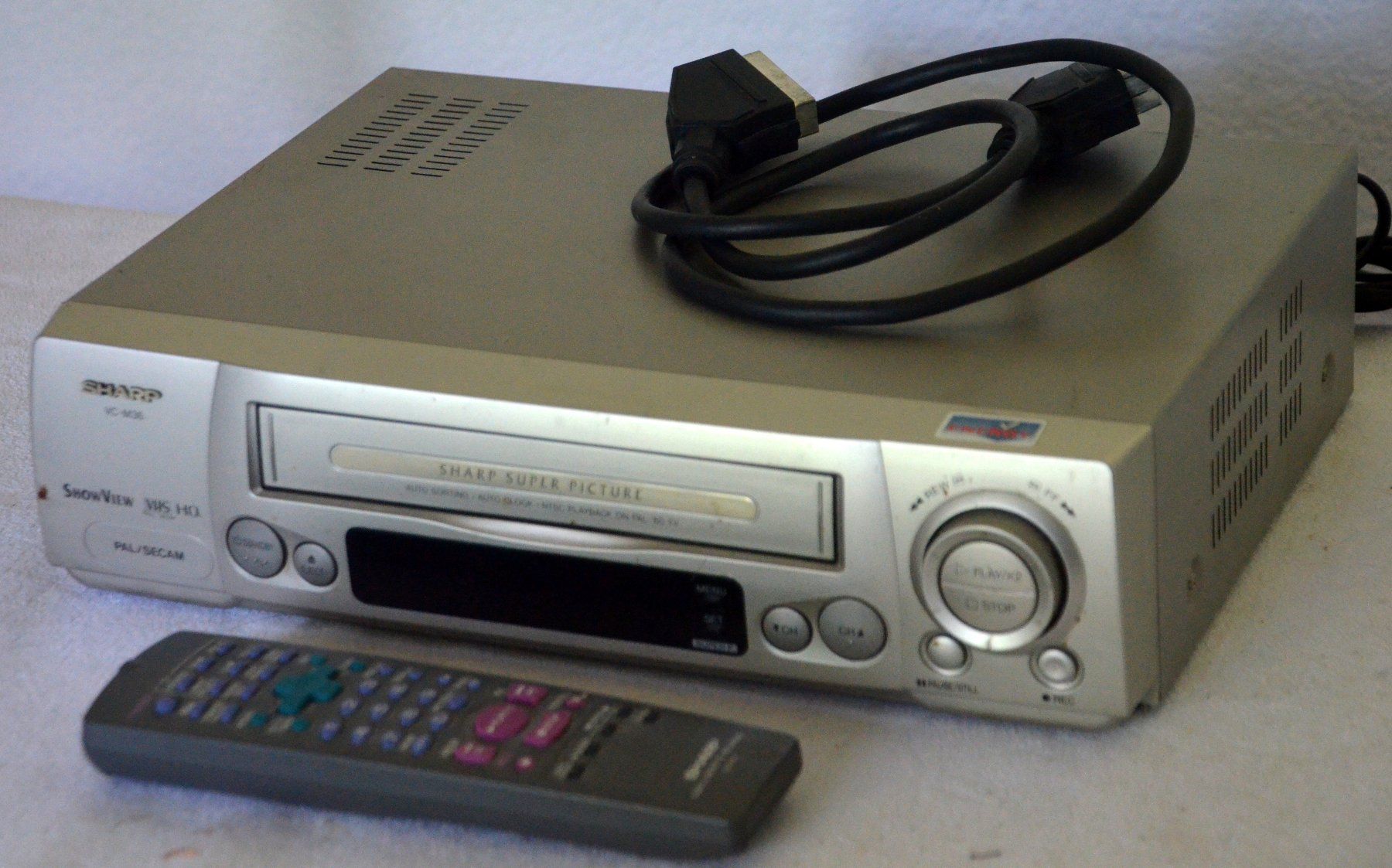 Sharp Registratori: Videorecorder VHS Sharp VC-M35SVM – Usato da Collonges venduto da arashee 1
