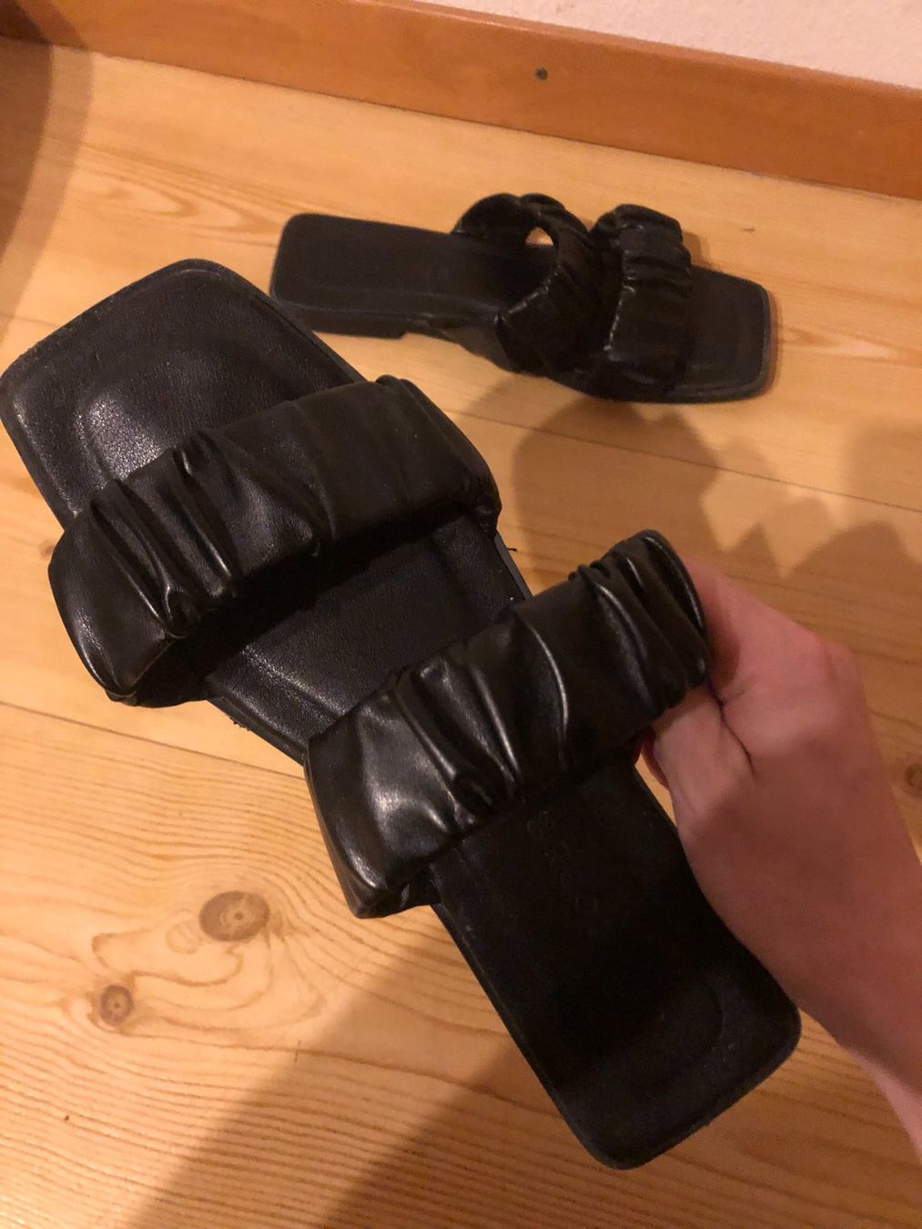 Scarpe da donna: sandales d'été – Usato da Bulle venduto da sop_ct6x 5