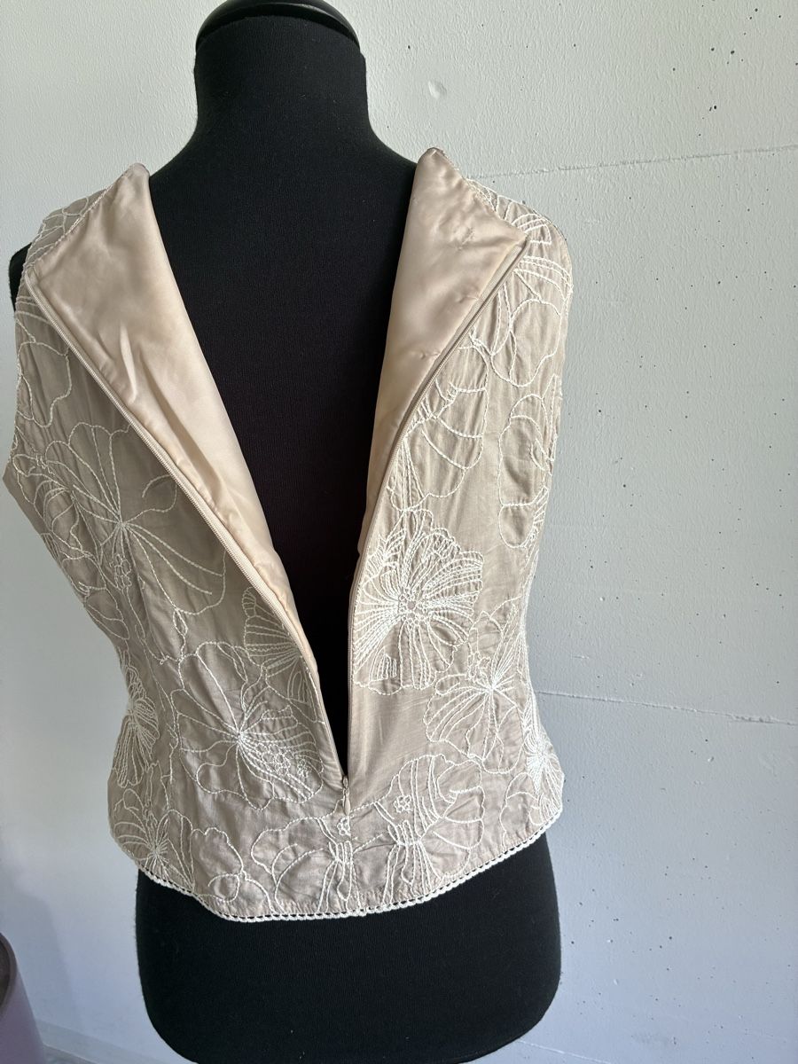 Top: Top – Usato da Bern venduto da secondhand_and_more 2