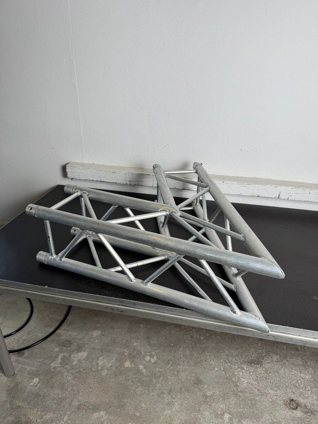 Tralicci: Eurotruss FD34 60° Ecke – Usato da Buchs AG venduto da N-joyEvents