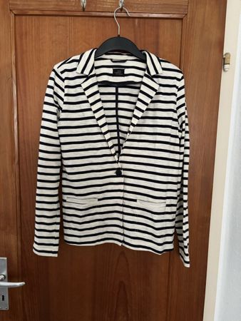 Opus Blazer,  Gr. 38, sehr angenehm zu tragen