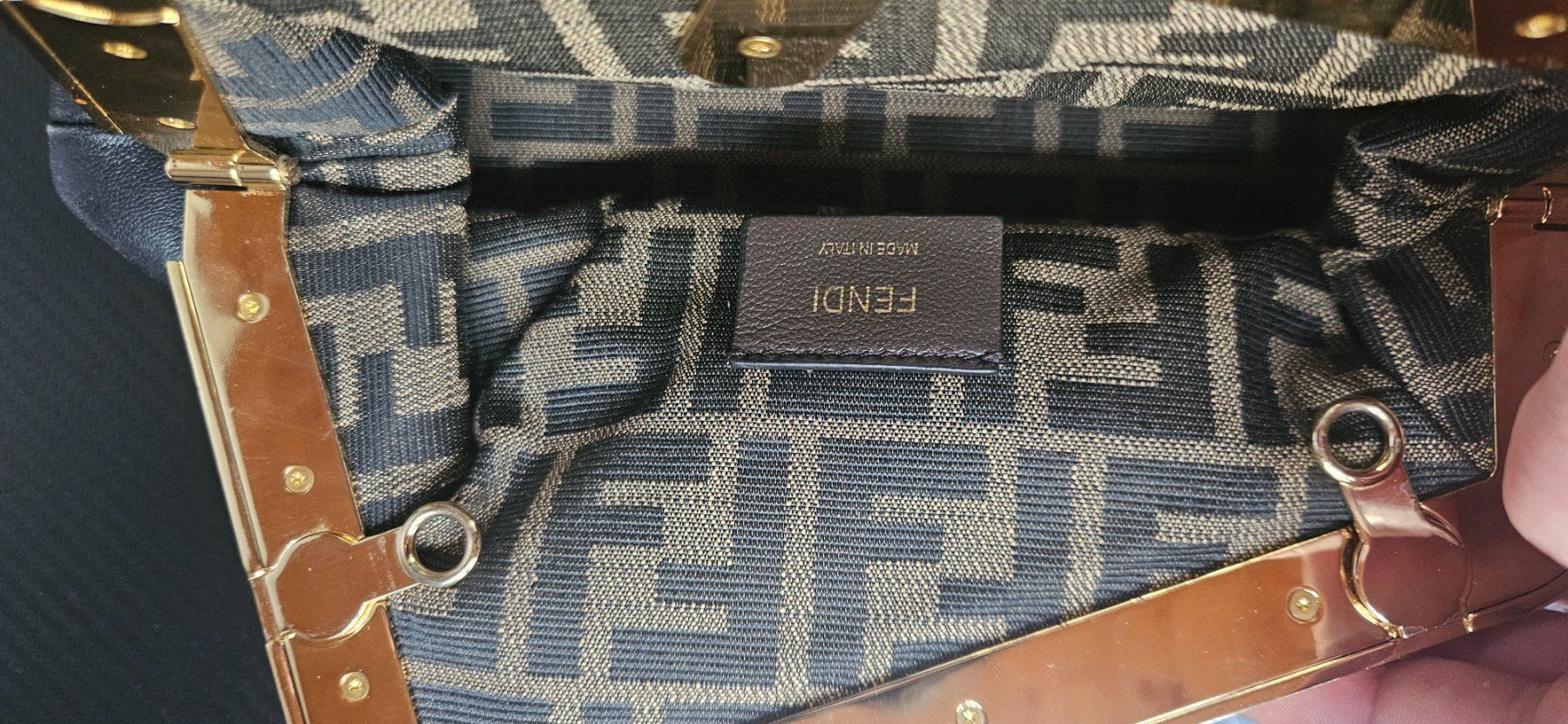 Fendi Borse da donna: Fendi First Bag used – Usato da Vevey venduto da gmm_7xwq 7